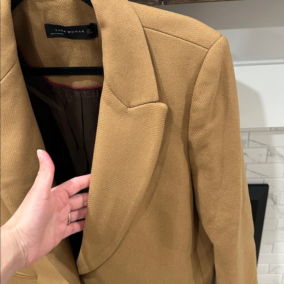 Zara women’s Camel brown Trench Coat - Picture 5 of 10